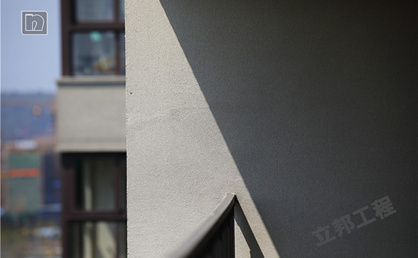 外墻涂料包工包料多少錢(qián)一平方米?