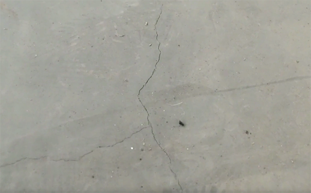 金剛砂地坪裂縫無痕修補怎么做?