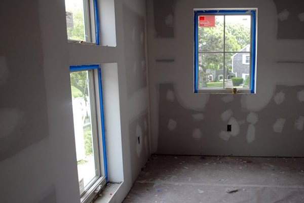 刮完膩?zhàn)有枰_(kāi)窗通風(fēng)嗎?